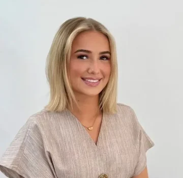 Ella Harris Associate Advocate